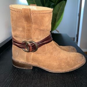 FRYE Suede Ankle Boots Size 7.